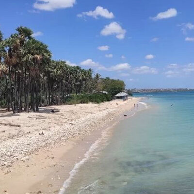 pantai batu nona